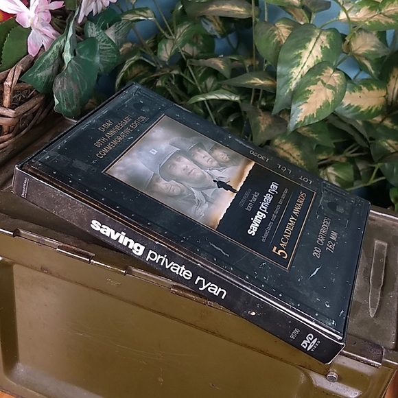 Saving Private Ryan D-Day 60th Anniversary Commemorative Edition DVD box set - Picture 12 of 17